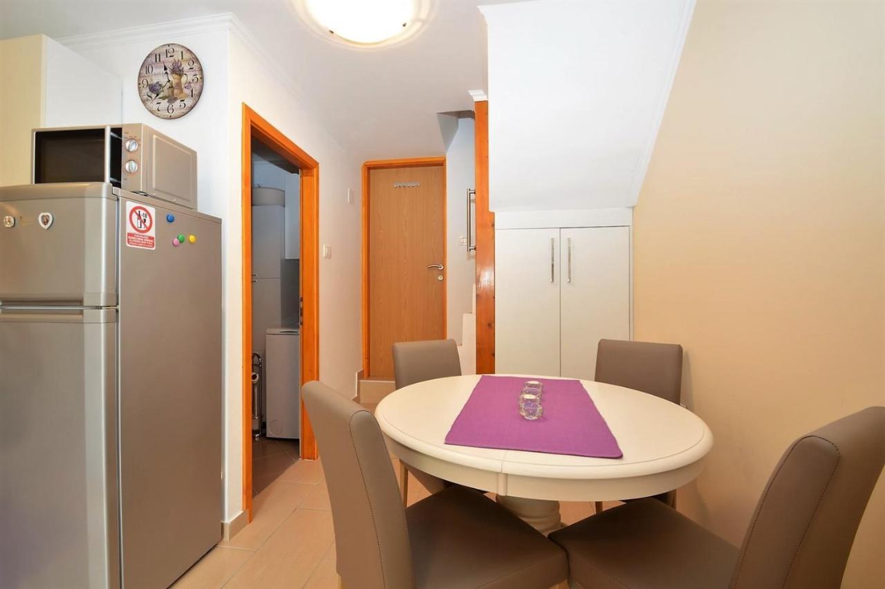 Apartment Hrasta Vrana  ภายนอก รูปภาพ