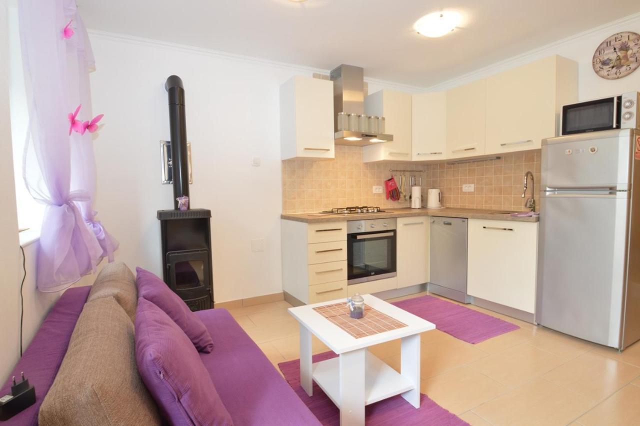 Apartment Hrasta Vrana  ภายนอก รูปภาพ