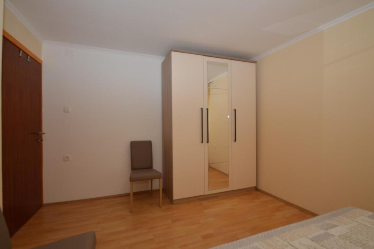 Apartment Hrasta Vrana  ภายนอก รูปภาพ